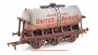 4F-031-020 Dapol 6 Wheel Milk Tanker in United Dairies livery with weathered finish